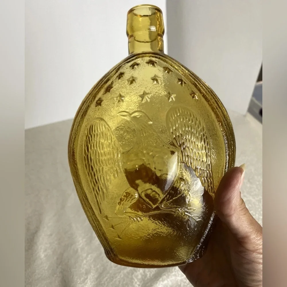 Vintage Glass Eagle Embossed Flask Collectible Bottle Home Decor Green Glassware - Picture 6 of 12